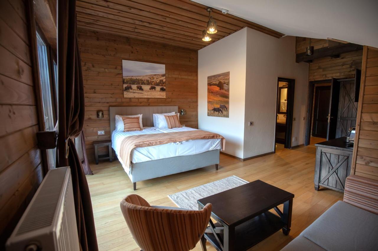 Maggie'S Ranch Hotel Rîşnov Luaran gambar