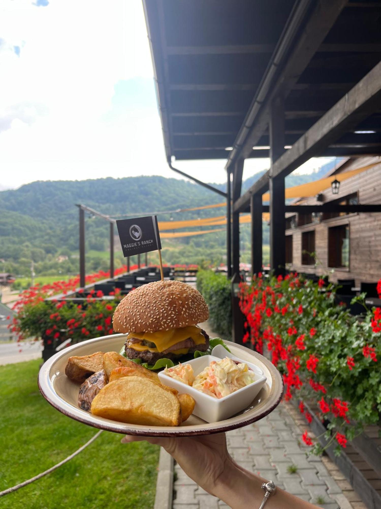 Maggie'S Ranch Hotel Rîşnov Luaran gambar