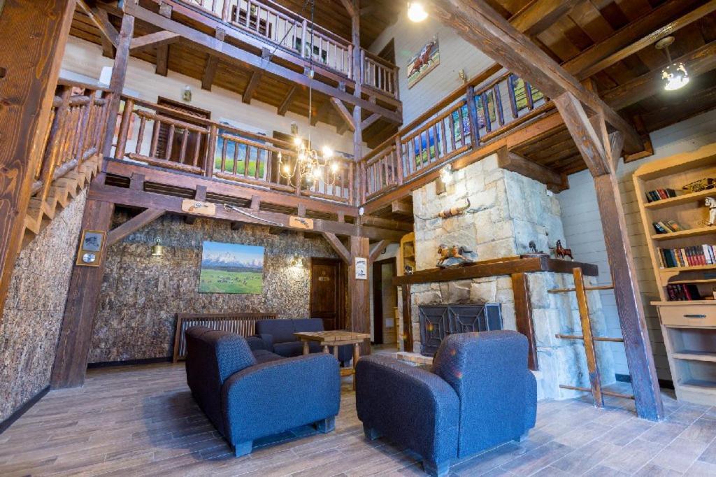Maggie'S Ranch Hotel Rîşnov Luaran gambar