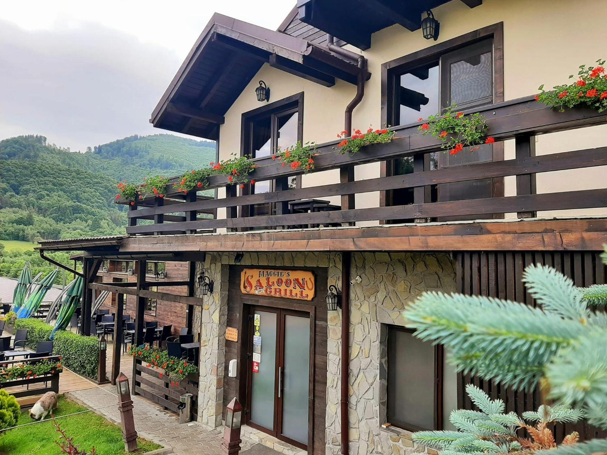 Maggie'S Ranch Hotel Rîşnov Luaran gambar