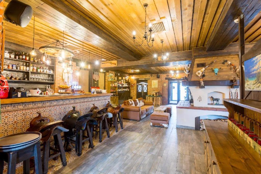 Maggie'S Ranch Hotel Rîşnov Luaran gambar